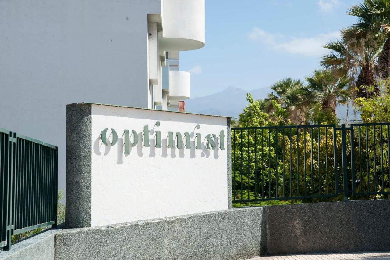 Optimist Deluxe * Playa de las Americas (Tenerife)